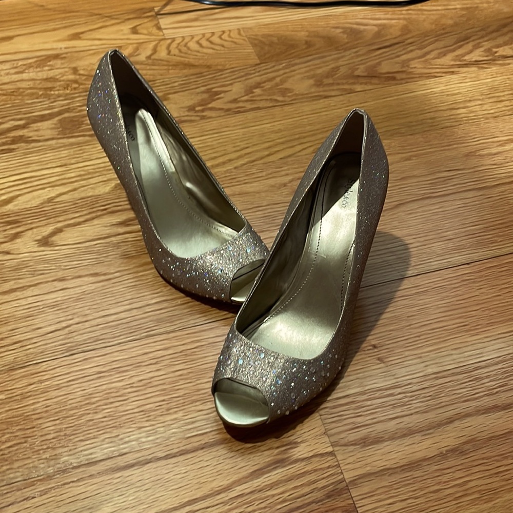 Gold sparkly heels
